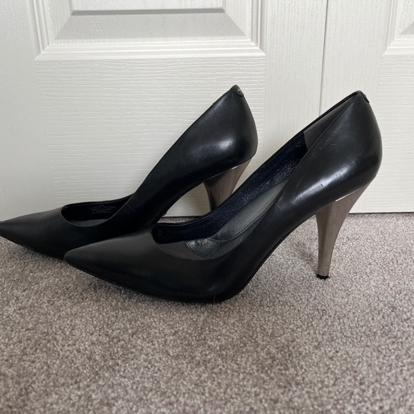 4” stilettos - Picture 1 of 4